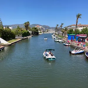 Apartamento Charmante Maison Coeur De 650m Plage, Ampuriabrava